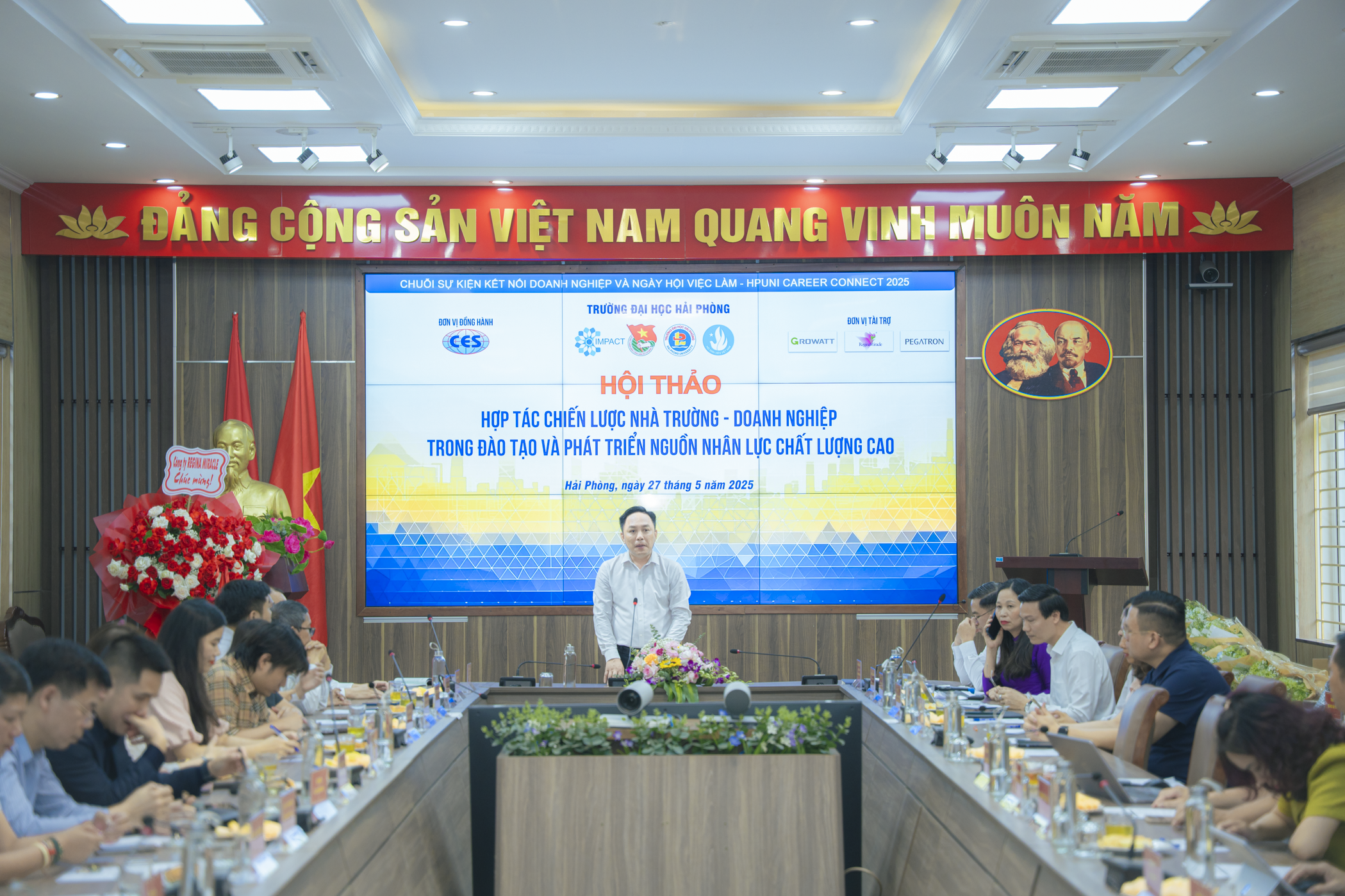 Hội Doanh nhân trẻ Hải Phòng tham dự Hội thảo khoa học về hợp tác chiến lược giữa Nhà trường và Doanh nghiệp trong đào tạo và phát triển nguồn nhân lực chất lượng cao