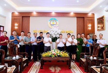 Hội doanh nhân trẻ Hải Phòng tham dự chương trình vì Việt Nam Xanh tại lữ đoàn 131 và thăm cán bộ chiến sĩ Vùng 1 Hải Quân