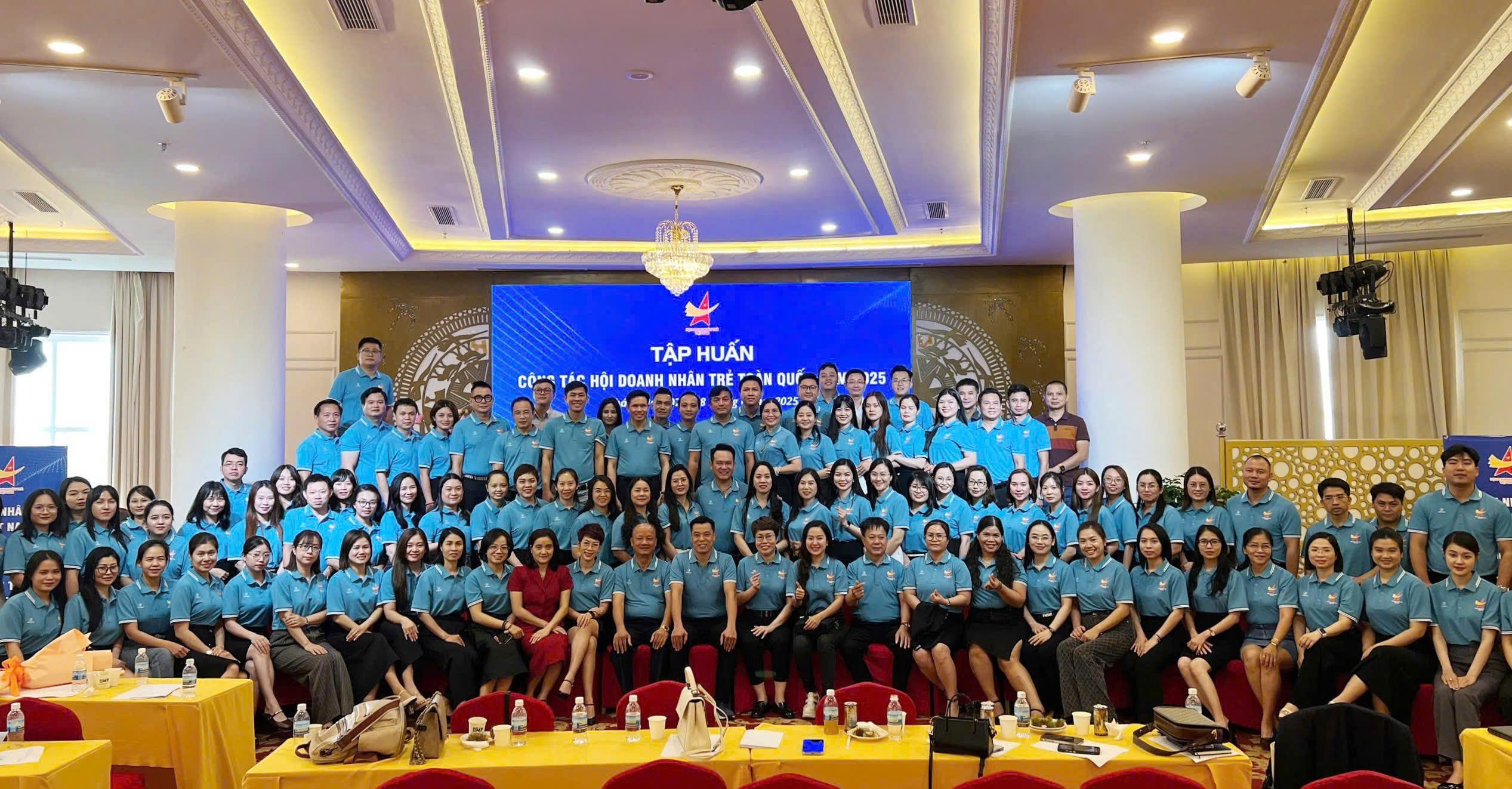 Hội Doanh nhân trẻ Hải Phòng tham dự Chương trình tập huấn Công tác Hội Doanh nhân trẻ toàn quốc năm 2025 tại Khánh Hòa