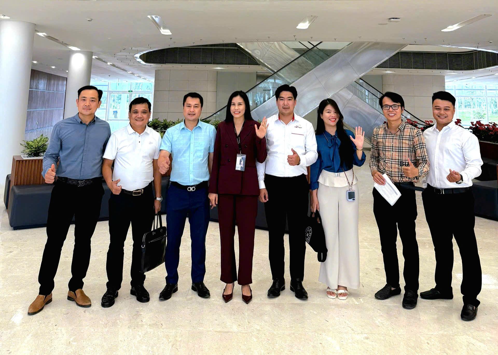 Hội Doanh nhân trẻ Hải Phòng tham dự Hội thảo do Ủy ban nhân dân Thanh phố tổ chức
